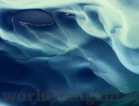 后入大奶人妻-探索情感与伦理的边界，后入大奶人妻的复杂情感世界